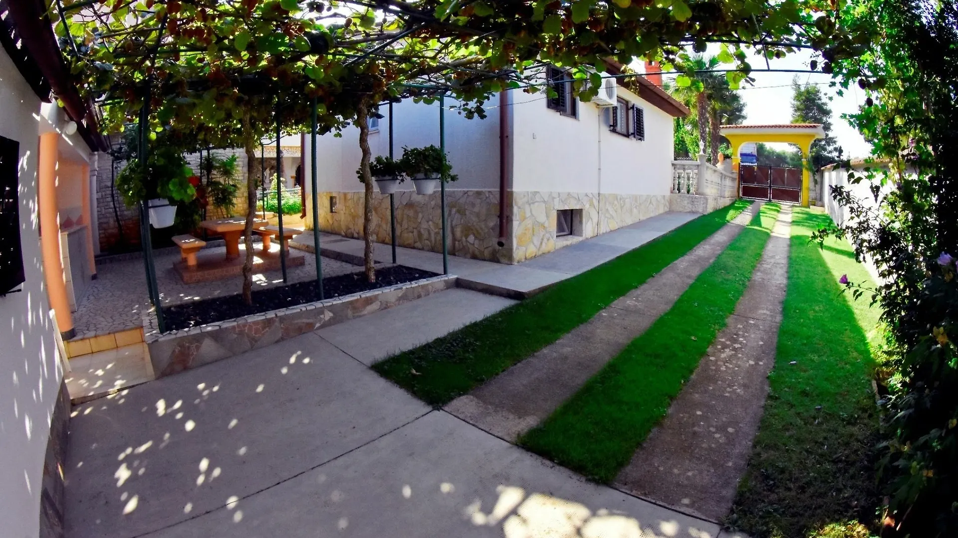Apartment Olive Medulin